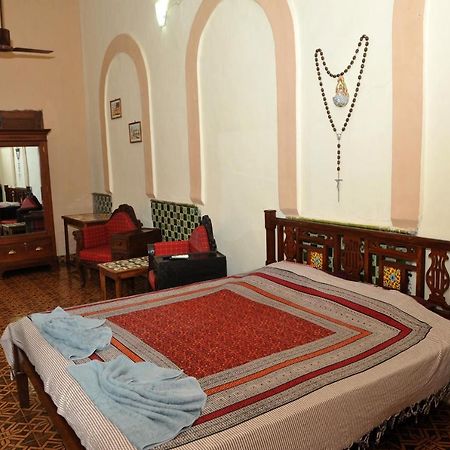 Vivenda Rebelo Hotel Panaji Bagian luar foto