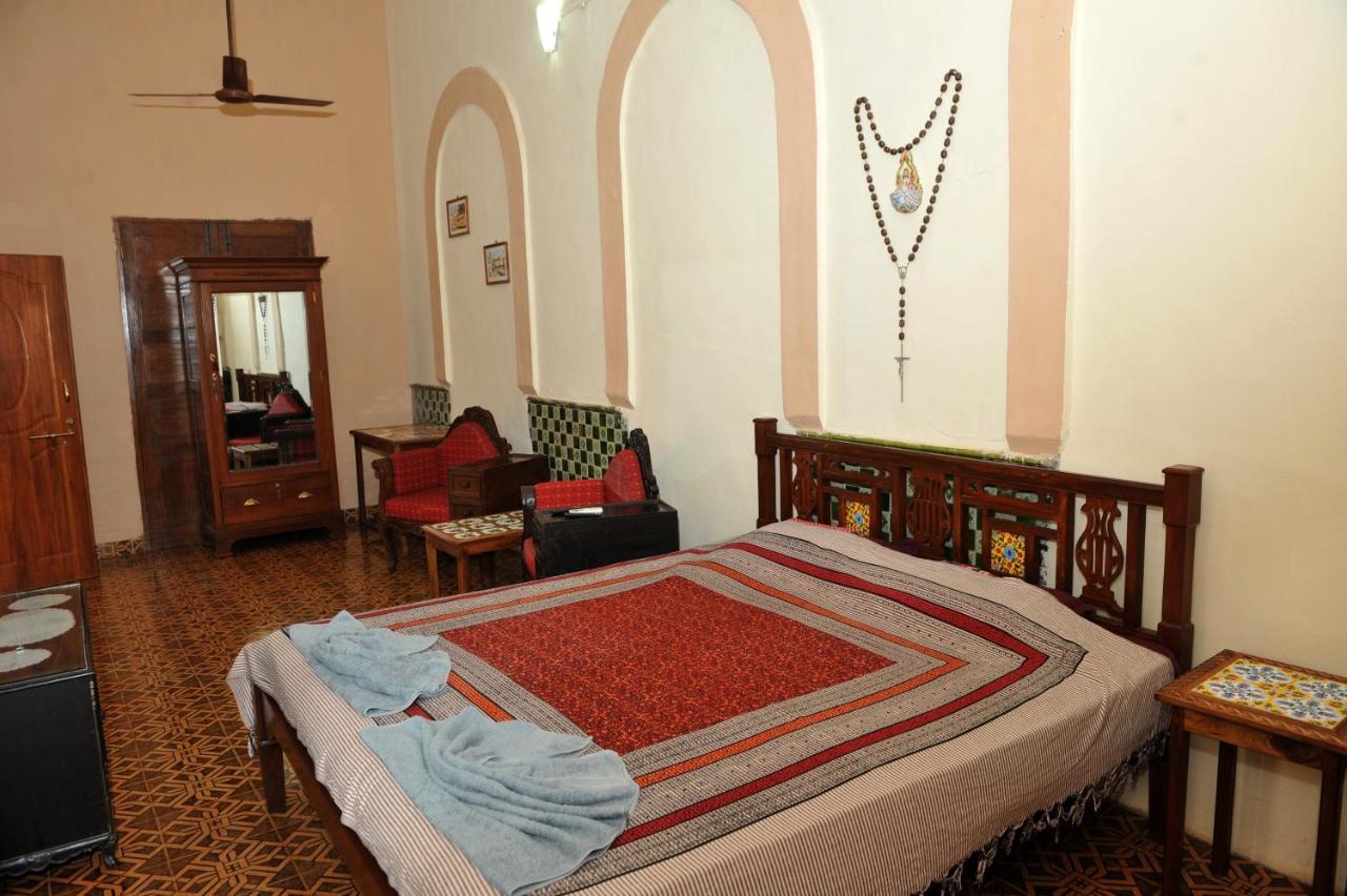 Vivenda Rebelo Hotel Panaji Bagian luar foto