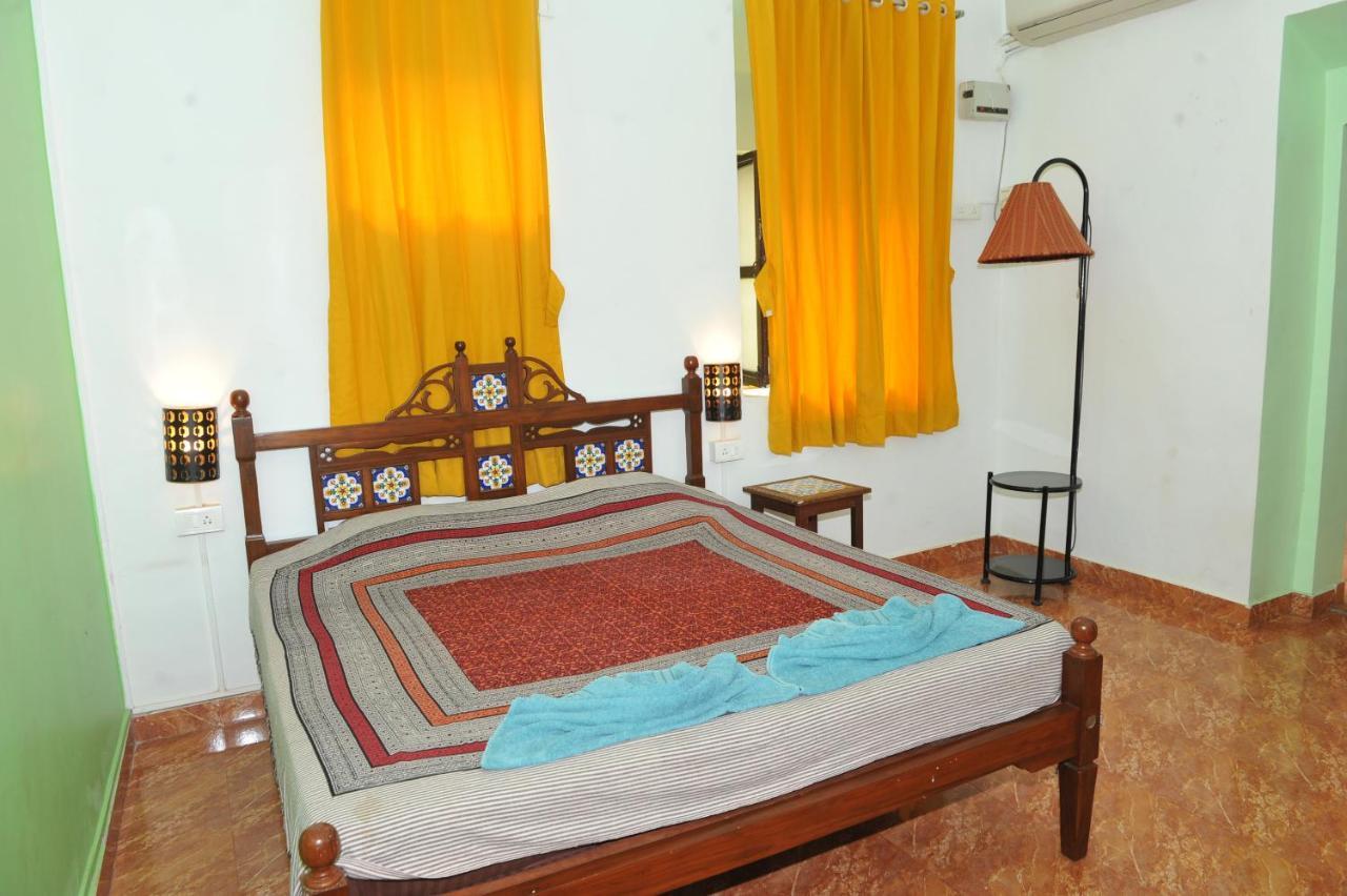 Vivenda Rebelo Hotel Panaji Bagian luar foto